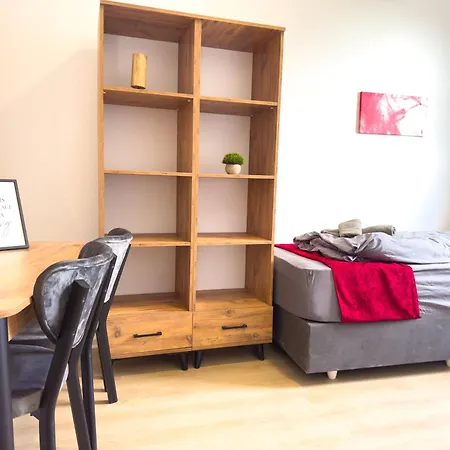 Apartmán Serviceroom24 - 2 In Wlan - Smart-tv - 24-7 Check-in Und Kueche *