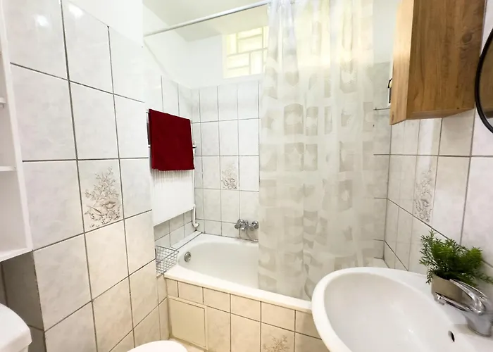 Serviceroom24 - 2 In Wlan - Smart-tv - 24-7 Check-in Und Kueche 公寓 *