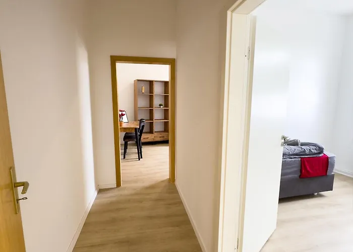 Serviceroom24 - 2 In Wlan - Smart-tv - 24-7 Check-in Und Kueche * 奥伯豪森